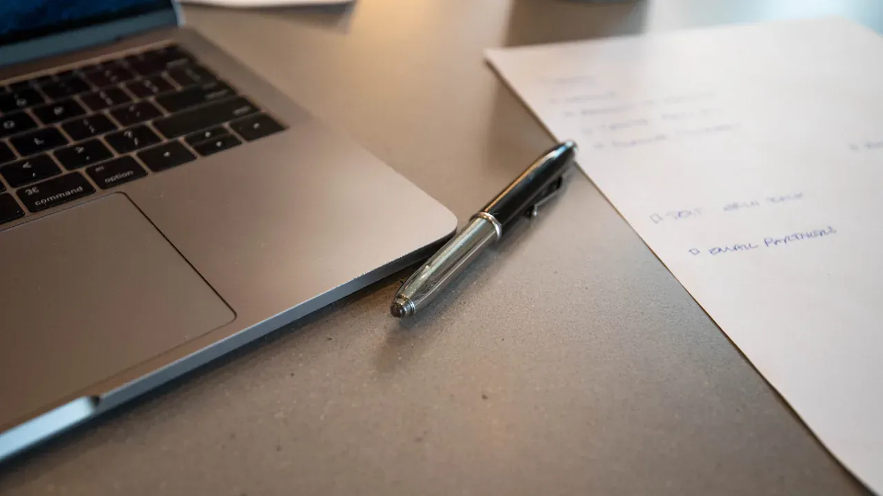 Preparing a kitchen cabinet quote request